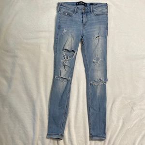 Hollister size 0 regular low rise super skinny crop